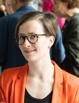 Portrait Carola Bücher